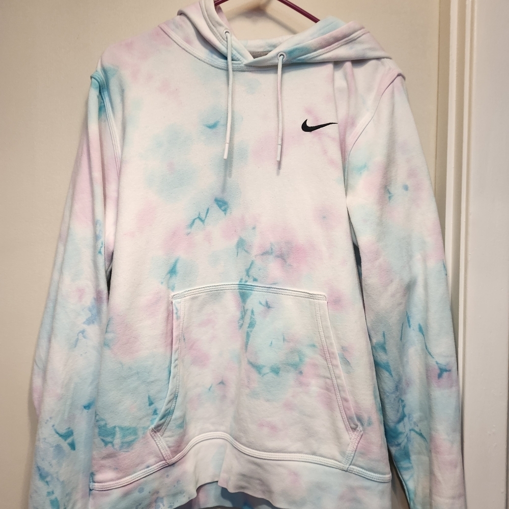 Nike Tie-Dye Hoodie